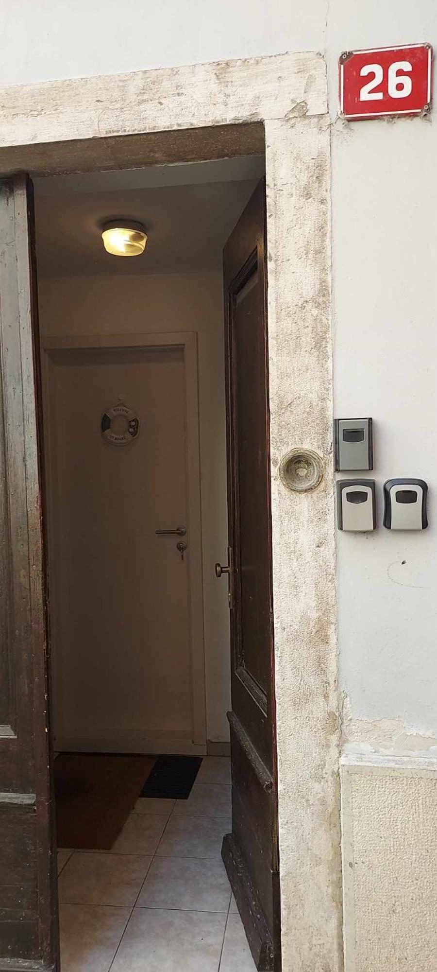Apartment Pleasant 2 Bedrooms Duplex With Terrace *